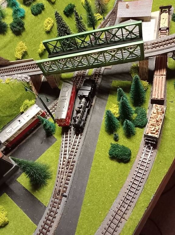 Roco Modellini di ferrovie: Système maquette ferroviaire modèle H0e – Usato da St-Imier venduto da foto2hand 2