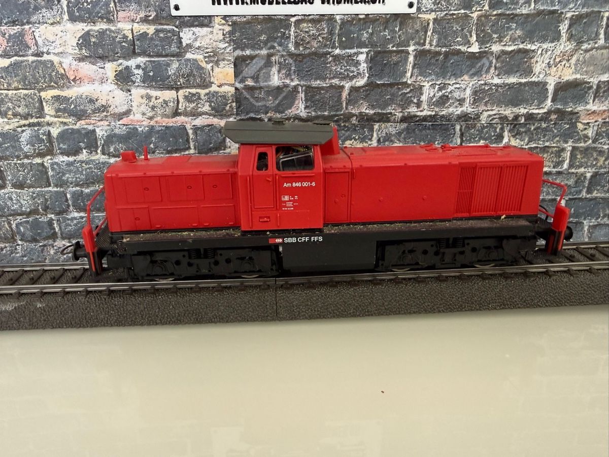 Roco Modellini di ferrovie: Roco Diesellok HO Gleichstrom – Difettoso da Altdorf UR venduto da modellbau-widmer 3