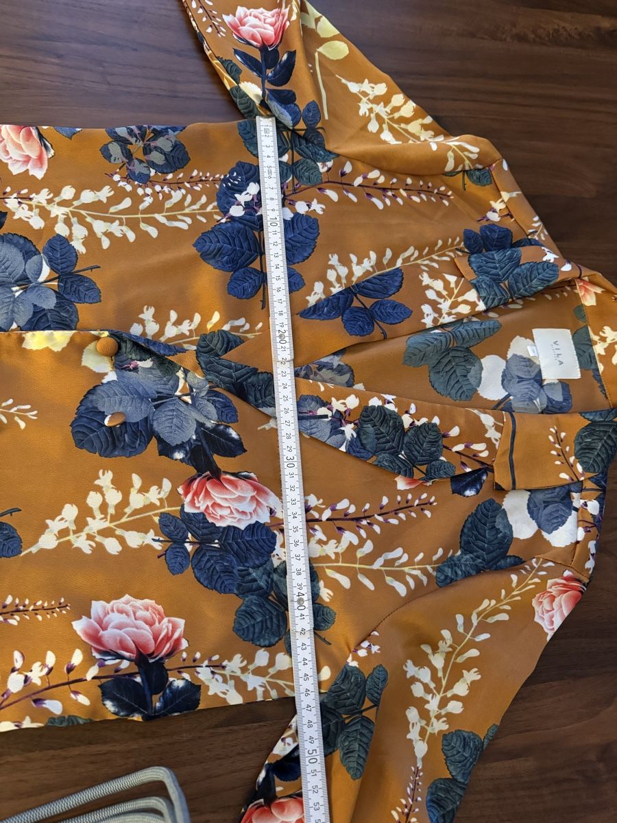 Vila Camicette: Vila Blazer/bluse Gr. 36 mit Blumenmuster – Nuovo (secondo la descrizione) da Zürich venduto da yas_7vdk 1