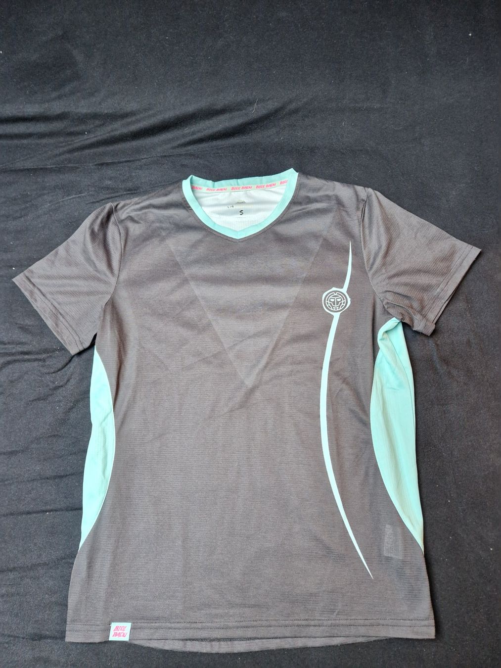T-shirt: Sportshirt BidiBadu. Grösse S – Usato da Luzern venduto da Patsports