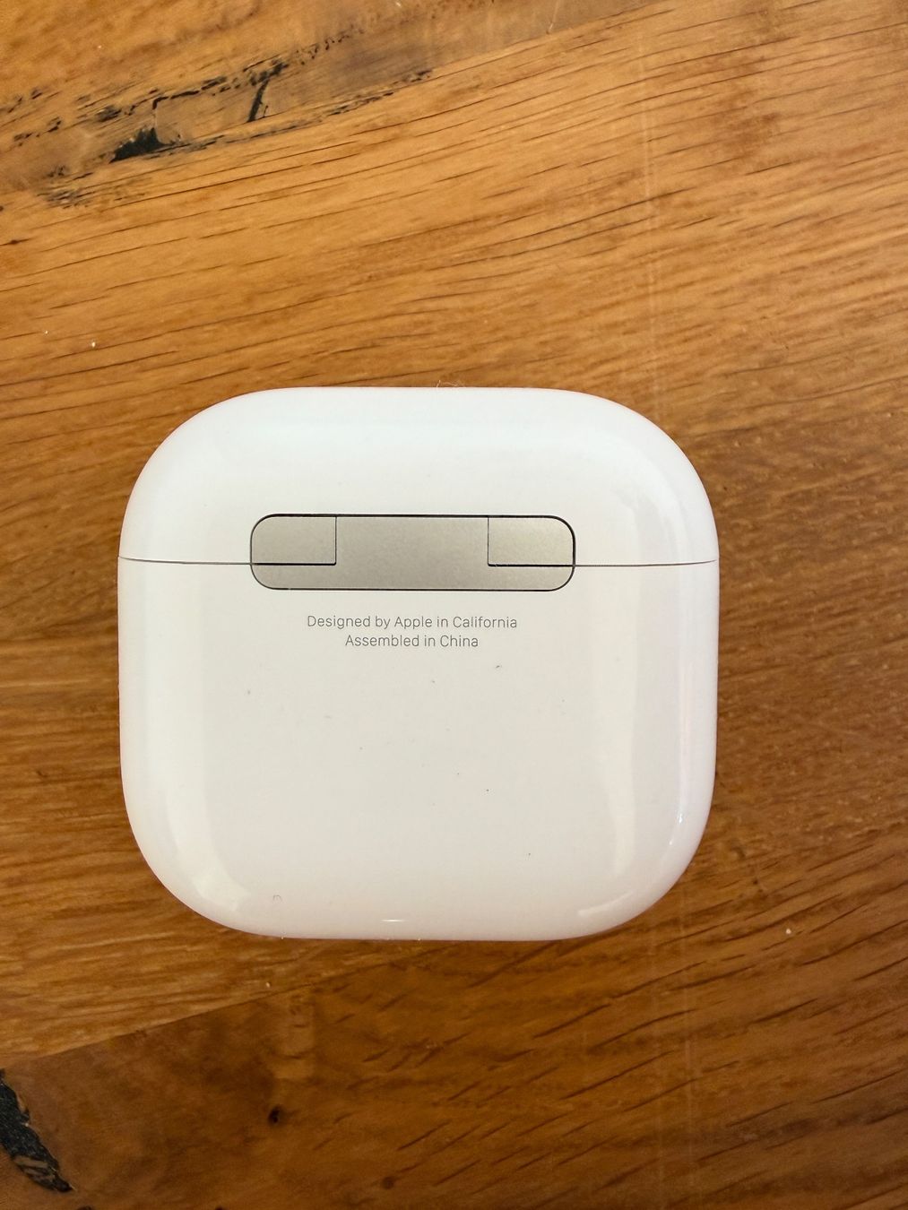 Apple Cuffie: APPLE AirPods 4 Charging Case ANC – Usato da Lausanne venduto da Nine1982 5