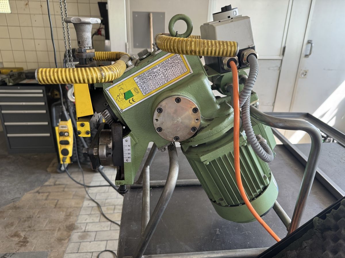 Toutes les machines: Schweisskantenformer CHP-12 – D'occasion à Bärau par Luschwa 2