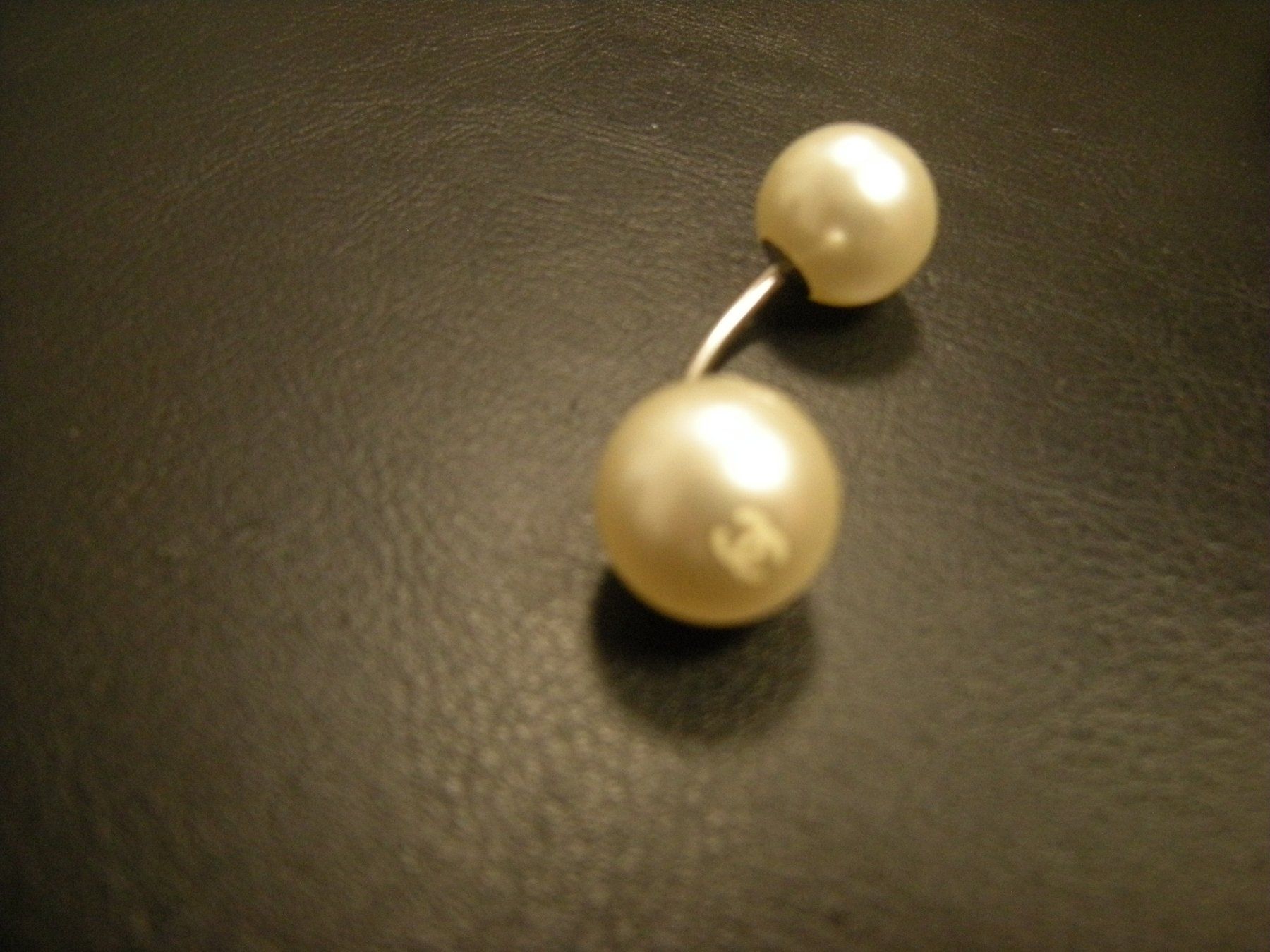 Bijoux piercing: Perlen Piercing Ohrring CC geschraubt – Neuf (Voir description) à Holziken par Rupe