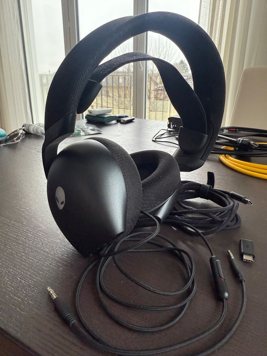 Alienware Kopfhörer: Dell Kopfhörer Alienware AW720H Wireless Gaming – Gebraucht aus Bülach von lid_gx9n