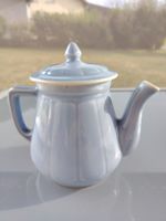 Petite théière ancienne en céramique bleue art déco années50