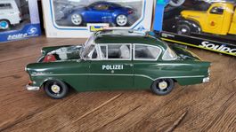 Opel Rekord P1 1958 Polizei 1:18 Minichamps