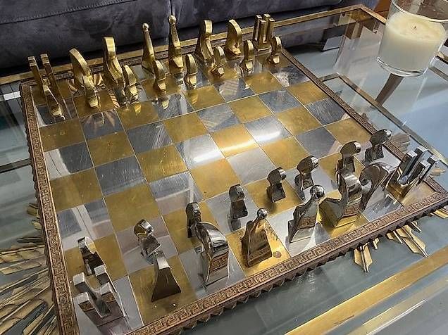 Spiele: Echiquier Givenchy – Gebraucht aus Les Acacias von kim_2dxt 2