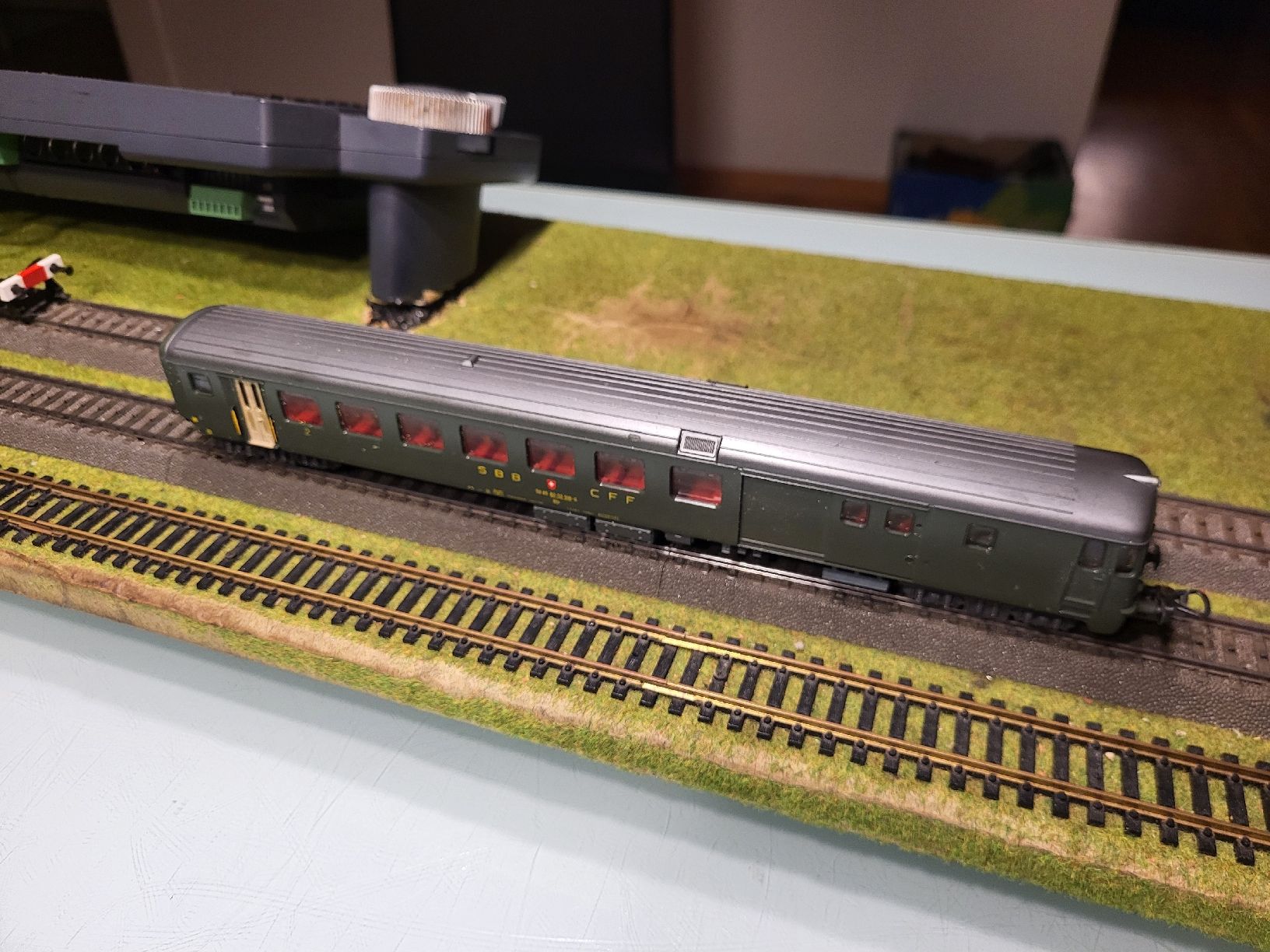 Lima Modellini di ferrovie: Lima SBB FFS Steuerwagen AC – Usato da Pfäffikon SZ venduto da abschleppfahrzeug 1