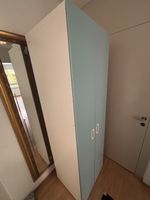 IKEA-Schrank mit Gebrauchsspuren