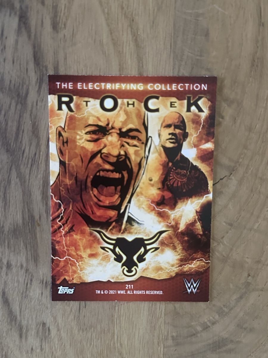 Topps Carte collezionabili: Topps WWE The Rock Electrifying Collection – Nuovo (secondo la descrizione) da Luzern venduto da LuzernTCGLab 1
