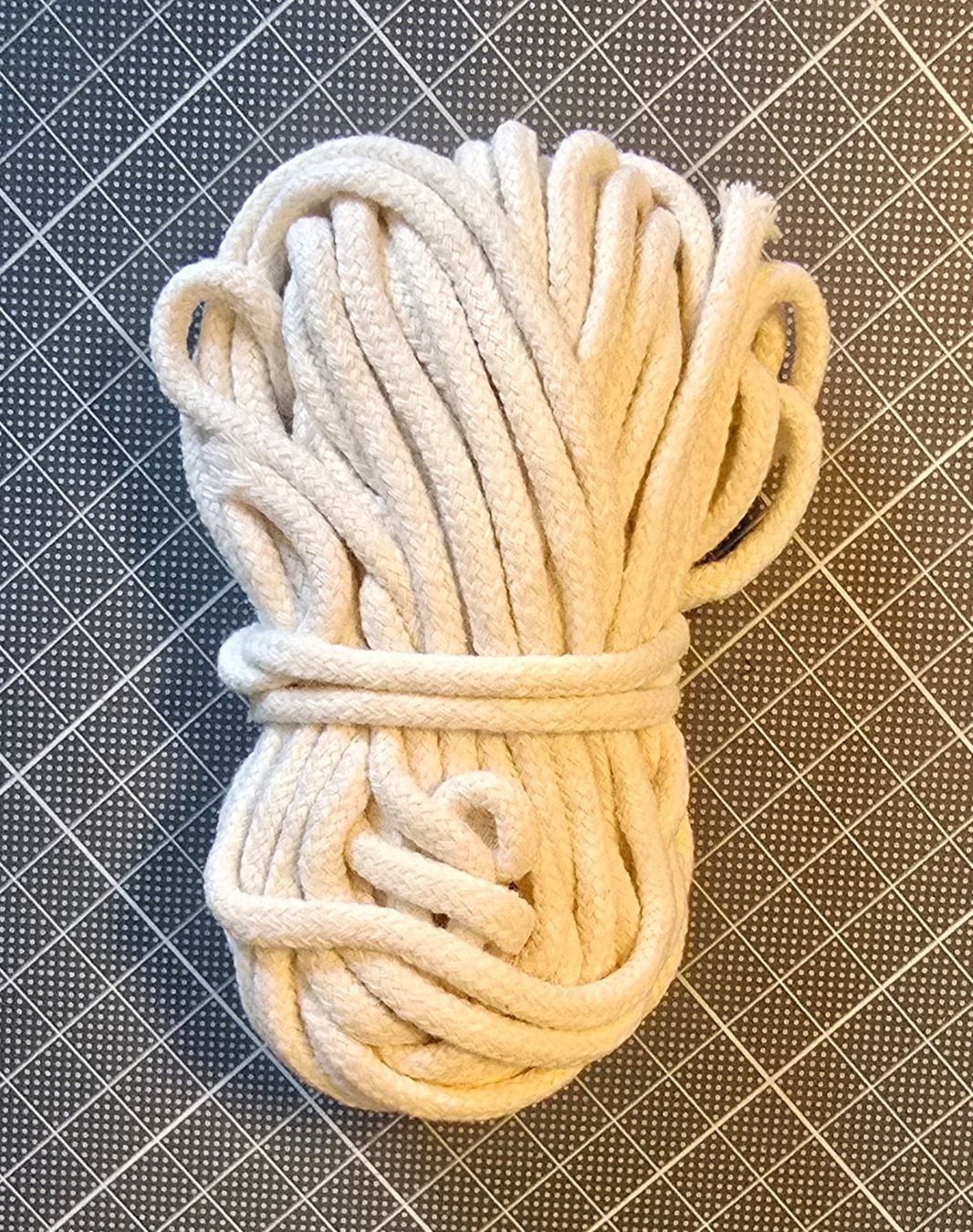 Wolle: 3x 10 Meter Makramee Garn – Neu und originalverpackt aus Zürich von amysmith
