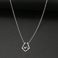 Edelstahl Halskette mit Berg/Gipfel Anhänger in SILBER