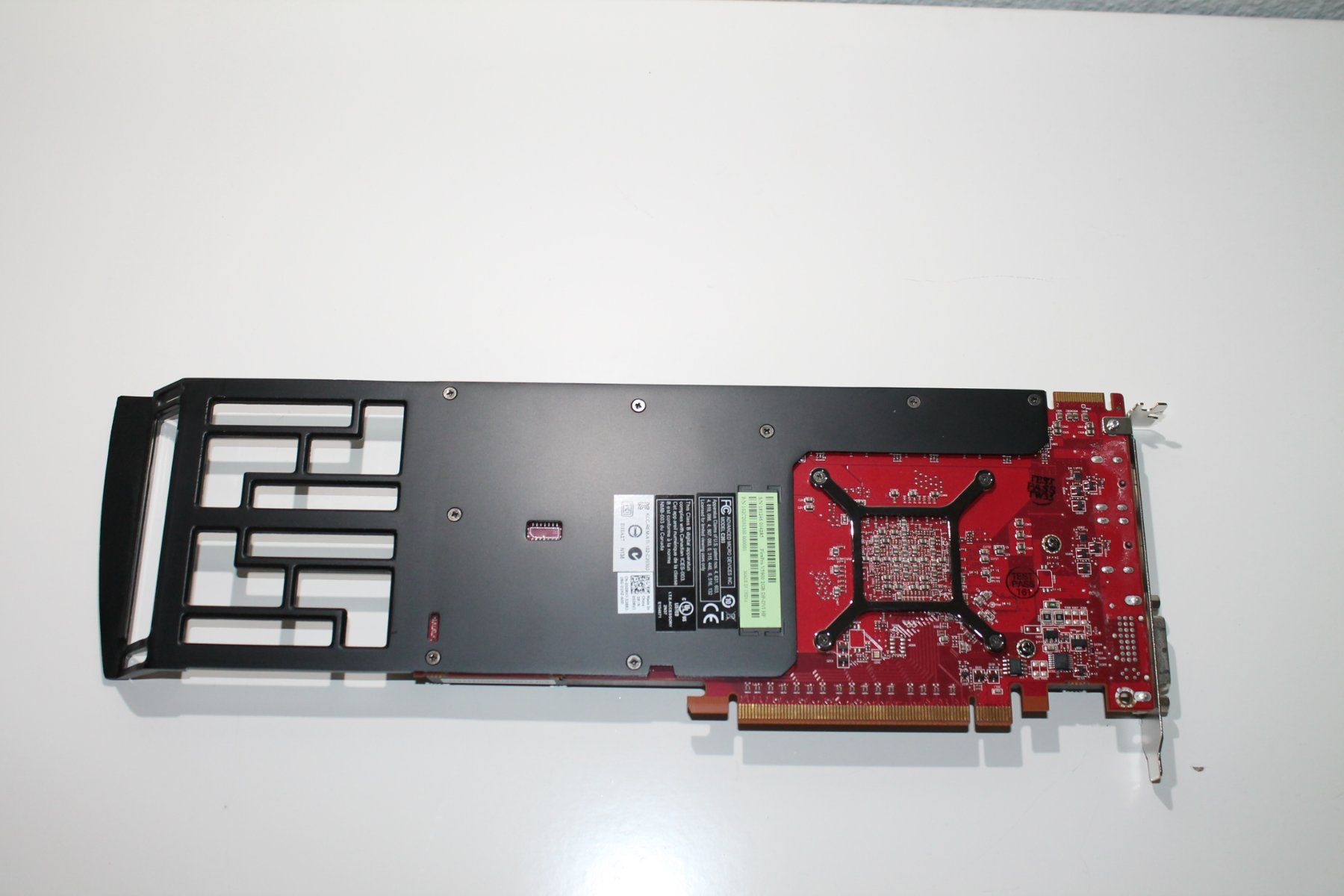 Amd Grafikkarten: AMD FIRE PRO V5900 GRAPHICS 2GB GDDR5 PCI-e GRAFIKKARTE – Gebraucht aus Basel von David25 4