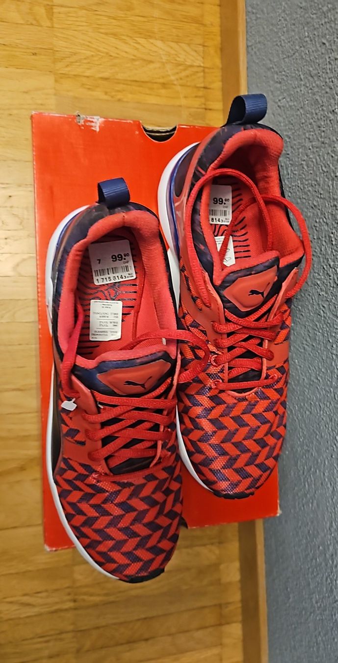 Puma Damenschuhe: Puma Pulse XT Clash 40 1/2 – Neu und originalverpackt aus Luzern von schuhparadies159 1