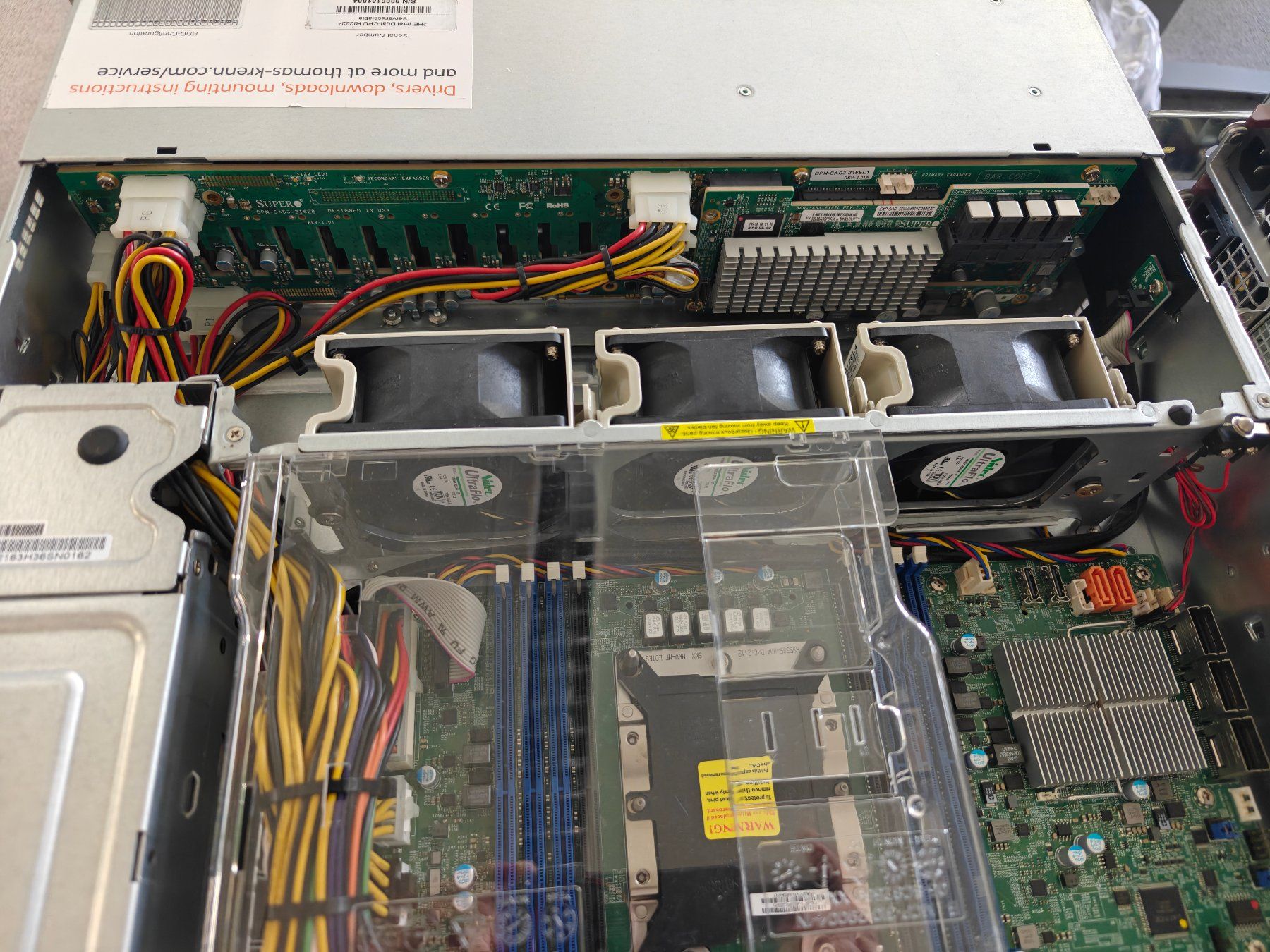 Supermicro Server: Supermicro Server Chassis 19" 2HE + Mainboard – Usato da Thun venduto da Intronet_gmbh 4