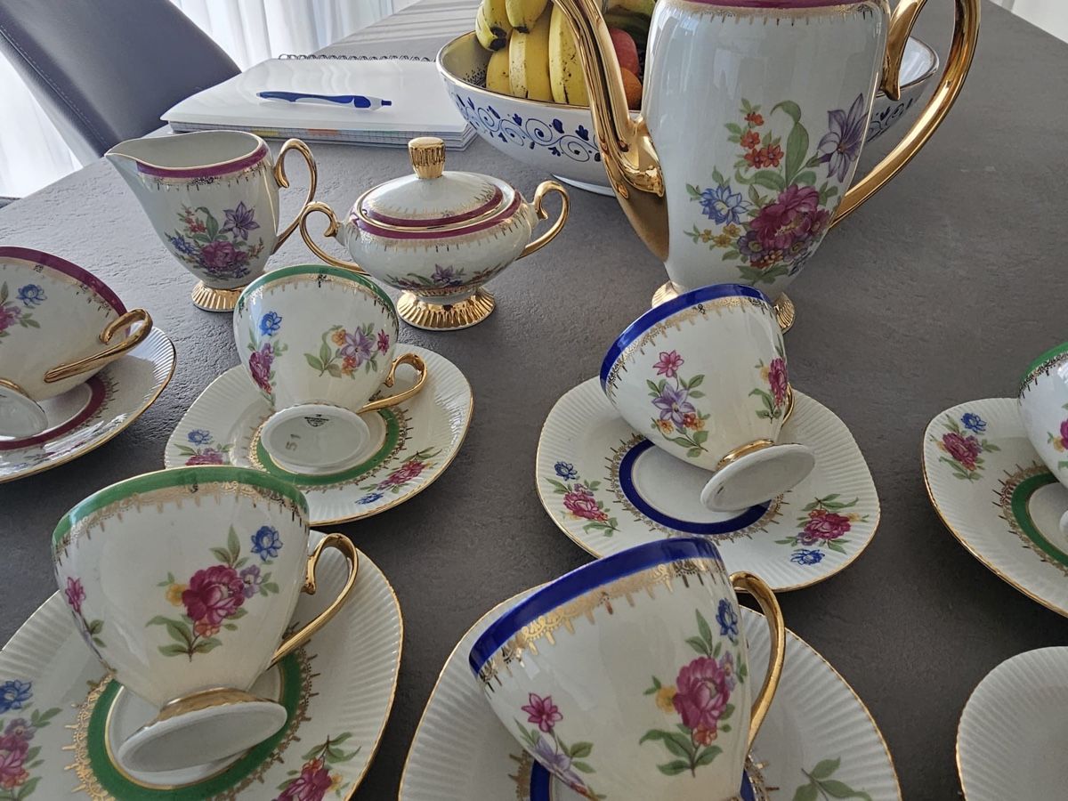 Set di piatti: Wunderschönes Kaffeeservice,  Top! (5 – Usato da Zürich venduto da sne.swiss 5