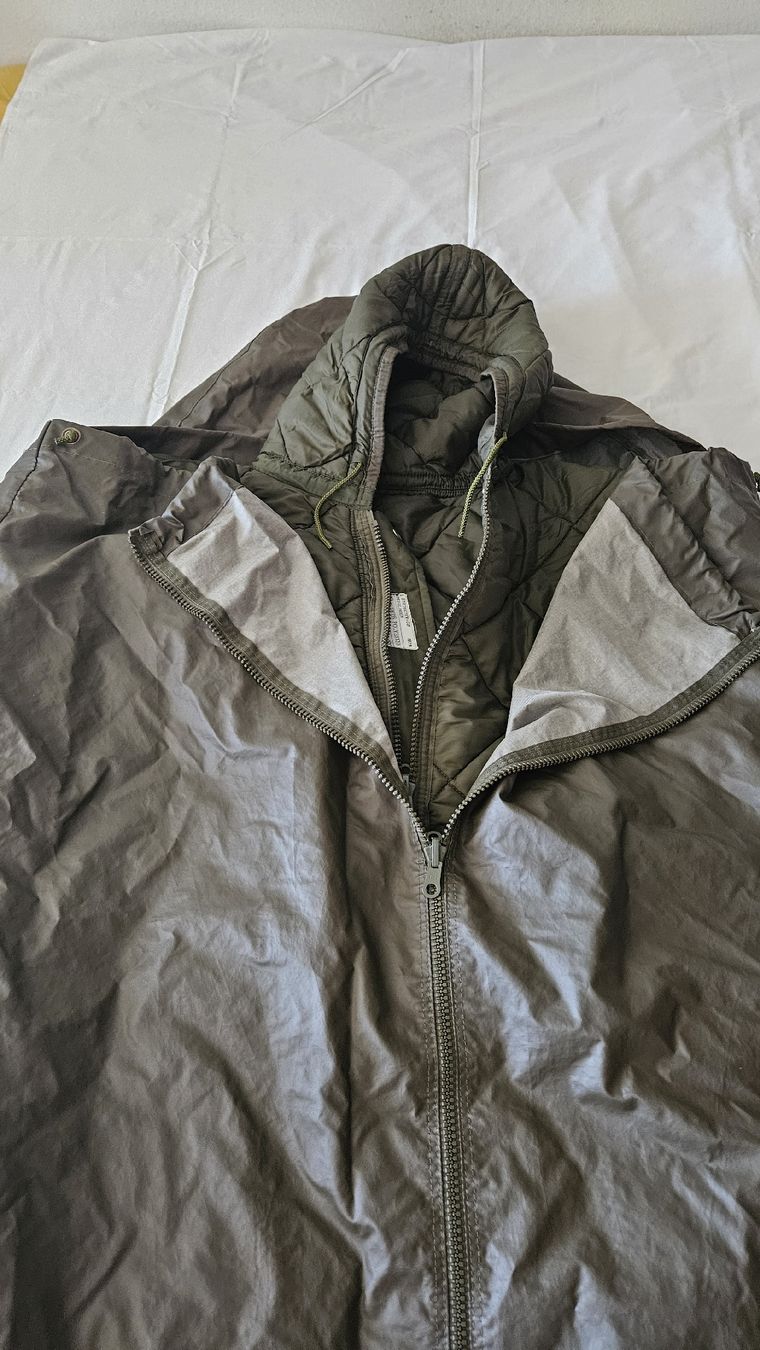 Sacchi a pelo: Schweizer Militär-Schlafsack von 1975 – Usato da Ettingen venduto da samiba 1