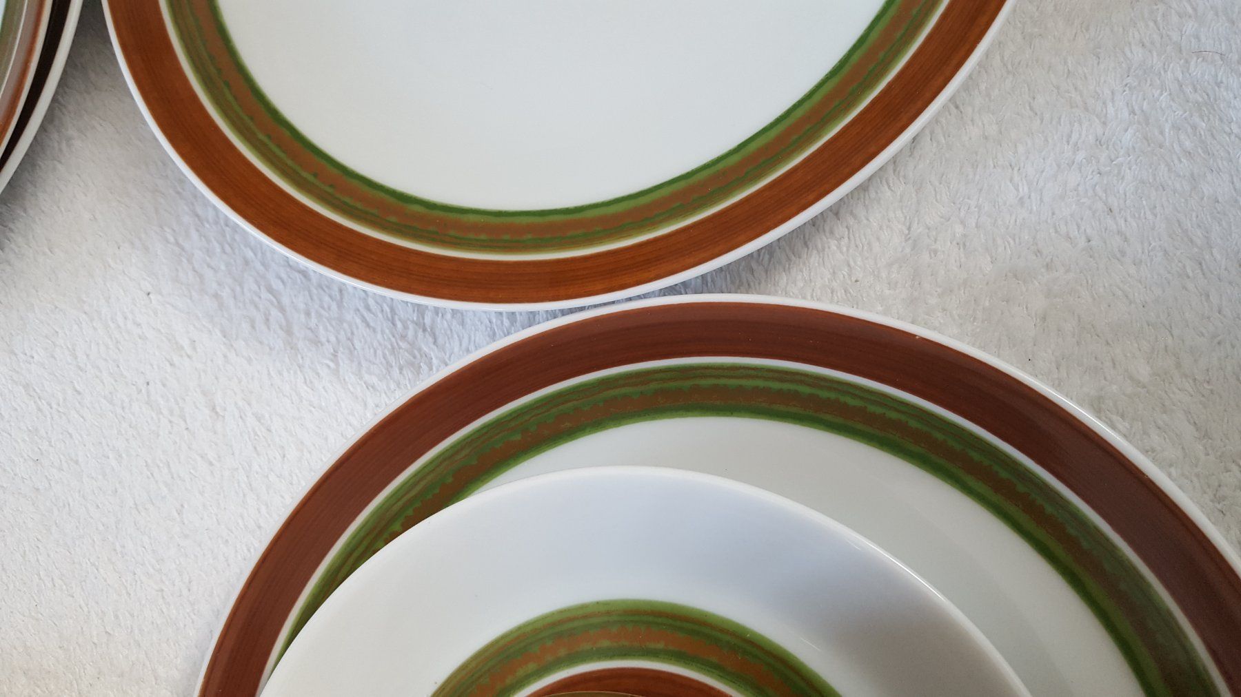 Set di piatti: Teller und Tassen, Mitterteich Bavaria – Usato da Schönengrund venduto da Liane63 5