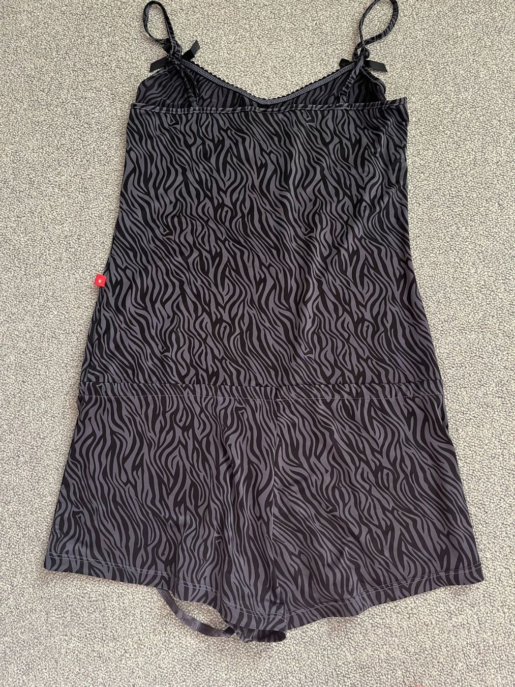 Triumph Negligees & Pigiami: TRIUMPH Nachtanzug Gr 36-38 – Nuovo (secondo la descrizione) da Rekingen AG venduto da Barmaleus