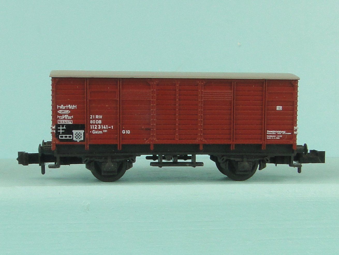 Trix Modellini di ferrovie: Minitrix Spur N 2 X DB Güterwagen – Usato da Bülach venduto da cann11 1