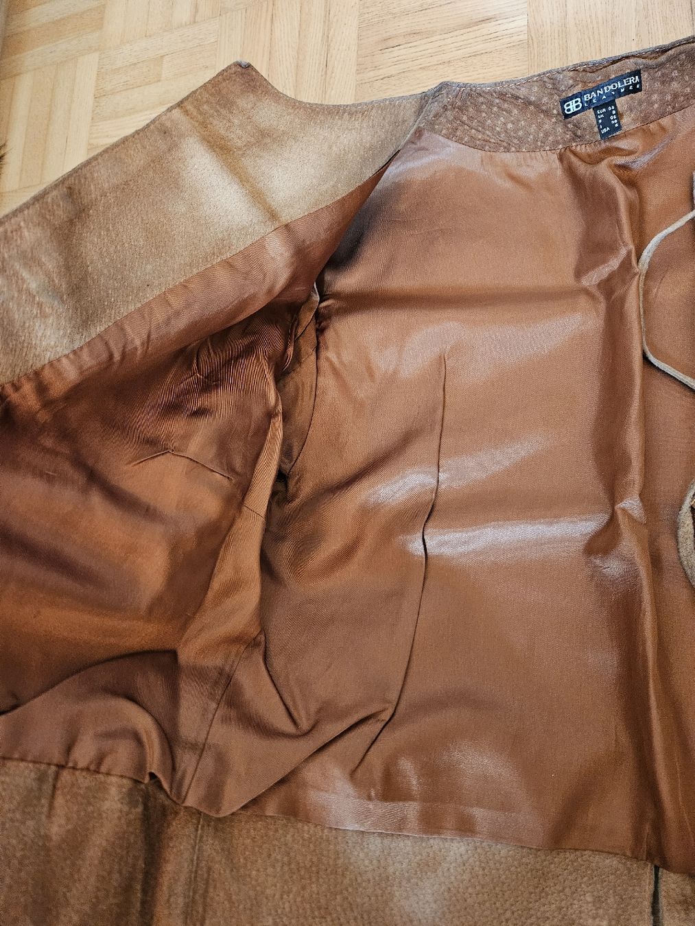 Jacken: Wildleder Jacke DE36 – Gebraucht aus Regensdorf von bus_dn2t 2