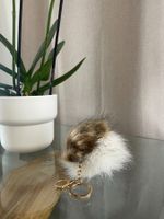 Flauschiger Schlüsselanhänger in Fell-Optik / Bag Charm