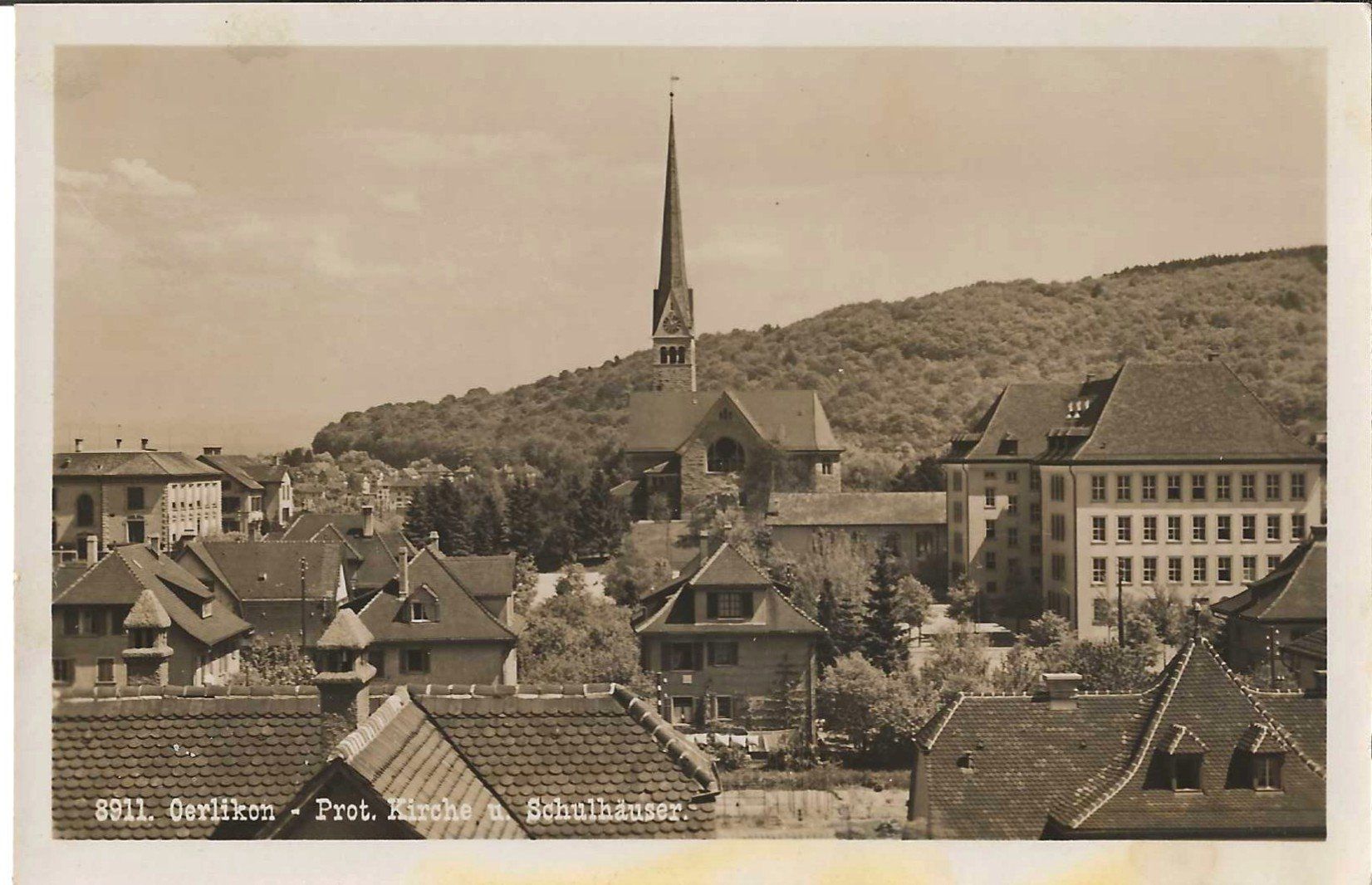 Cartoline postali: Karte Oerlikon (Prot. Kirche u. Schulhäuser – Usato da Zürich venduto da Philacat11