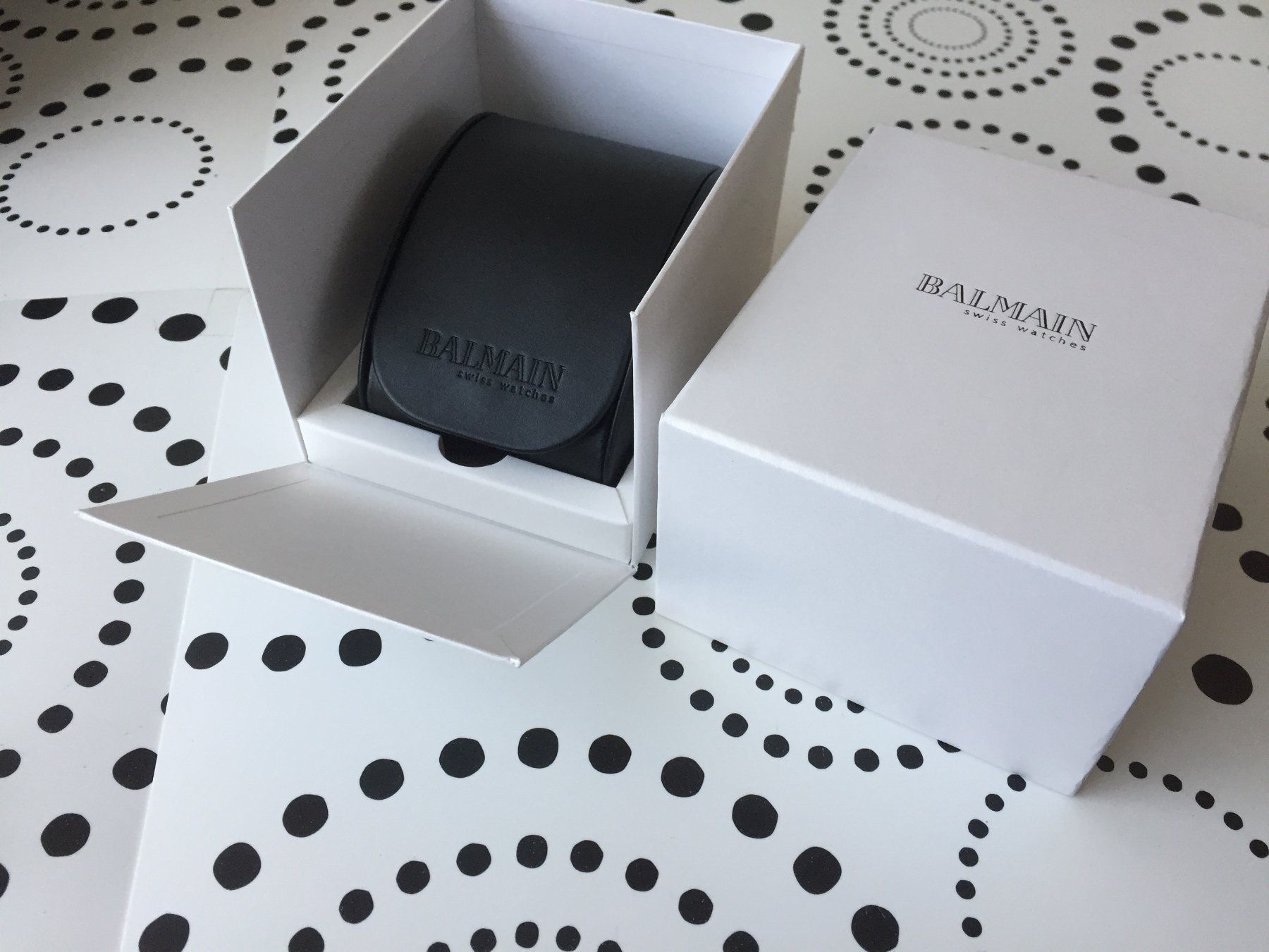Balmain Scatole porta orologi: PIERRE BALMAIN ORIGINAL - WATCH CASE BOX ECRIN ETUI !!! – Nuovo (secondo la descrizione) da Epalinges venduto da dream-watch