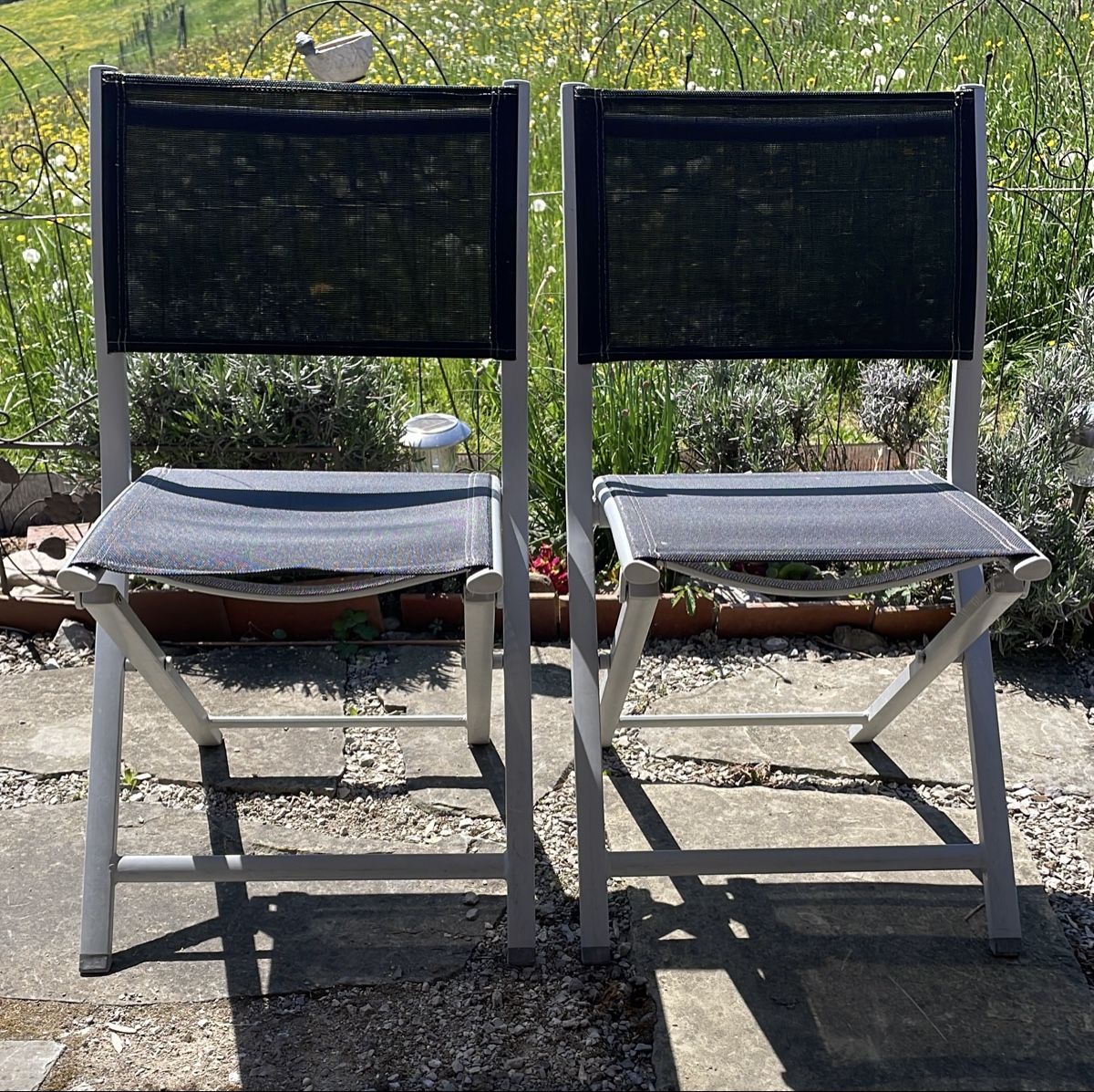 Sedie: Camping-Stühle grau zusammenlegbar – Usato da Plaffeien venduto da Bistrolino