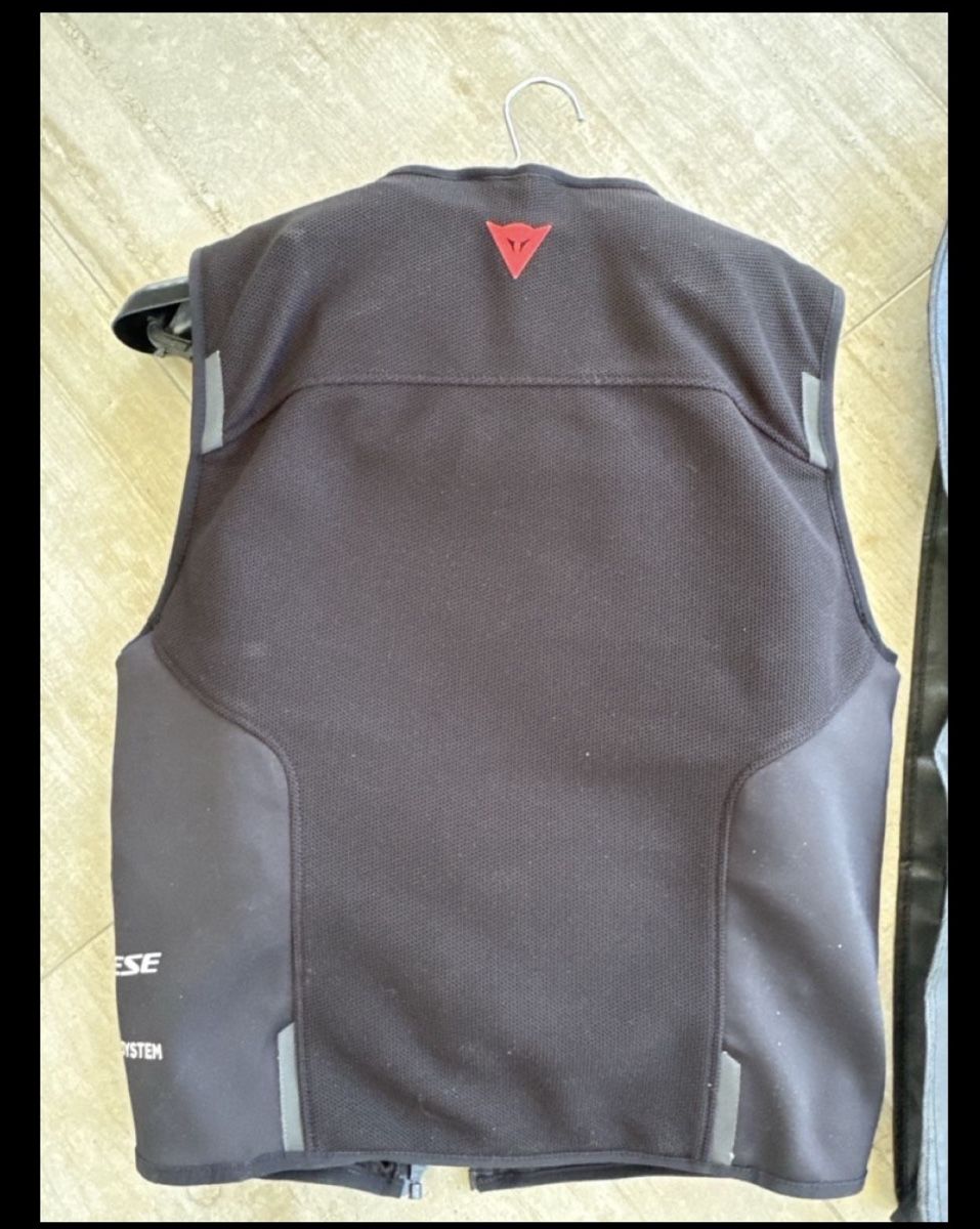 Dainese Protezioni & Imbottiture: Dainese Airbagweste  – Usato da Dintikon venduto da Mel_mf6b 1