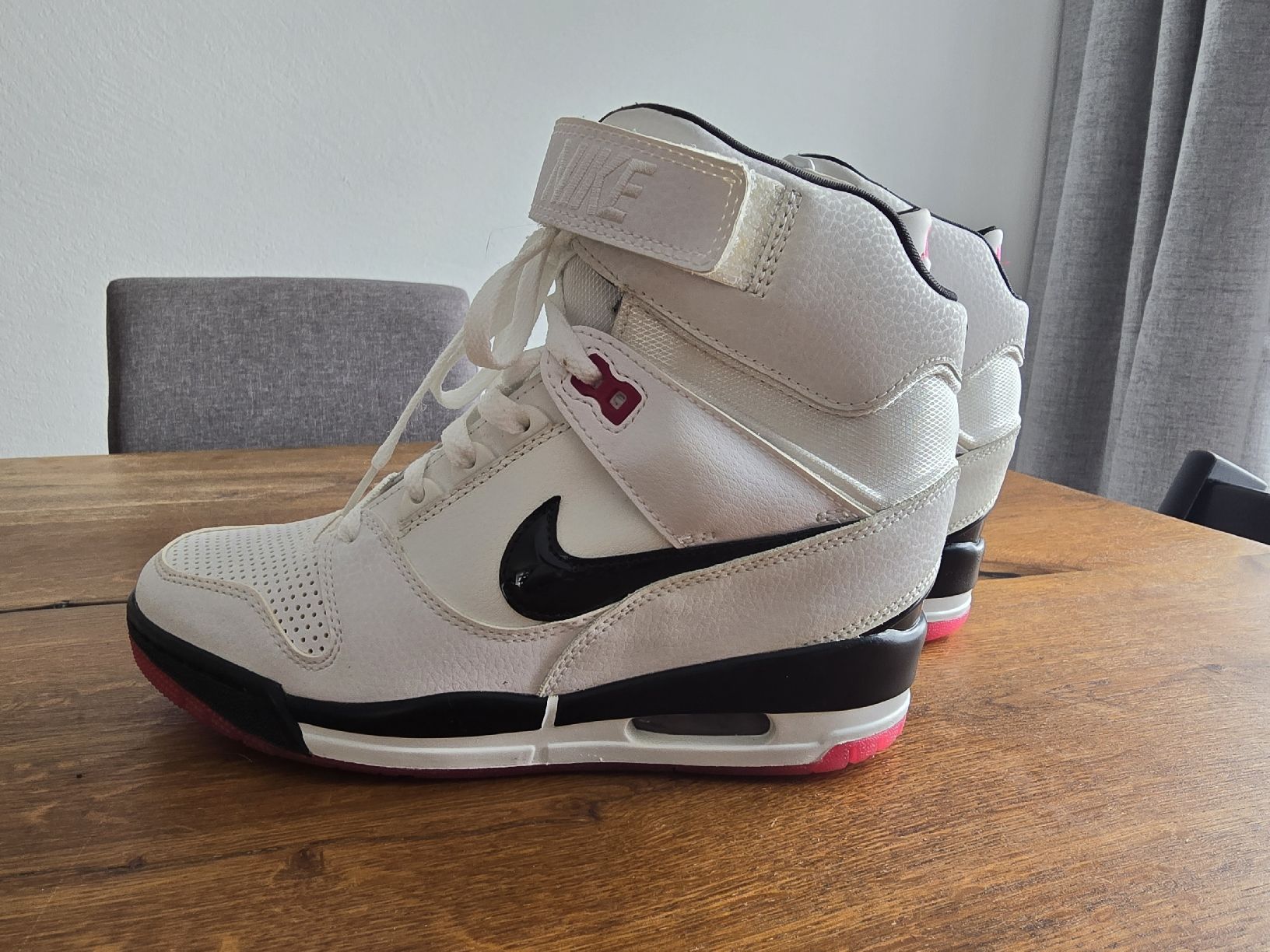 Nike Scarpe da donna: Nike Sneaker mit Keilabsatz – Nuovo (secondo la descrizione) da Trimmis venduto da Blueberry123 3