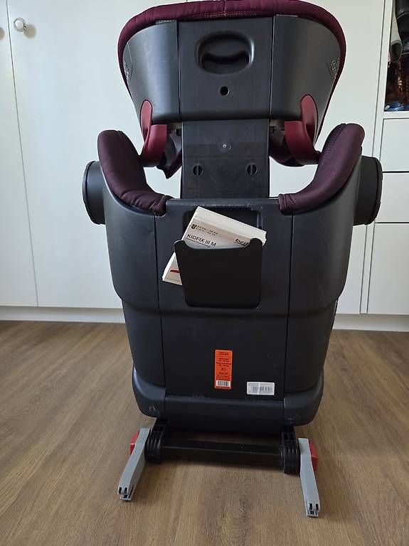 Seggiolini per auto: Kindersitz Britax Römer Kidfix III M – Usato da Ballwil venduto da schlaubi99 3
