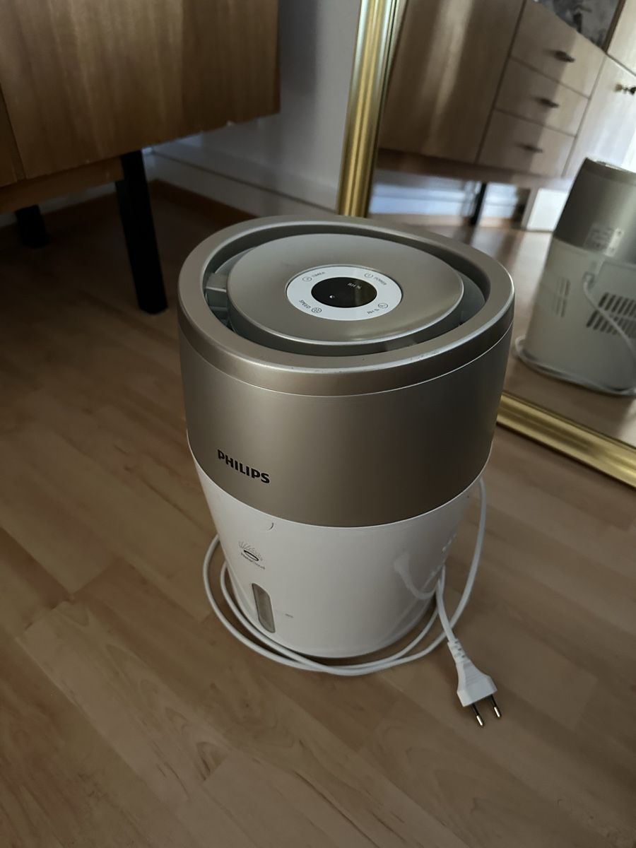 Philips Umidificatori d'aria: Humidificateur Philips série 2000 – Usato da Chardonne venduto da dimi1030