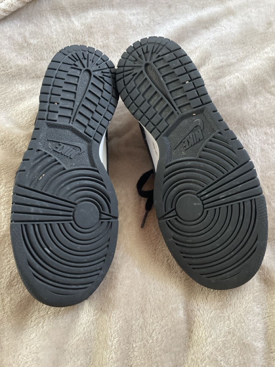 Nike Damenschuhe: Sneaker von Nike Gr. 37,5 – Gebraucht aus Balsthal von Katzenfan99 2