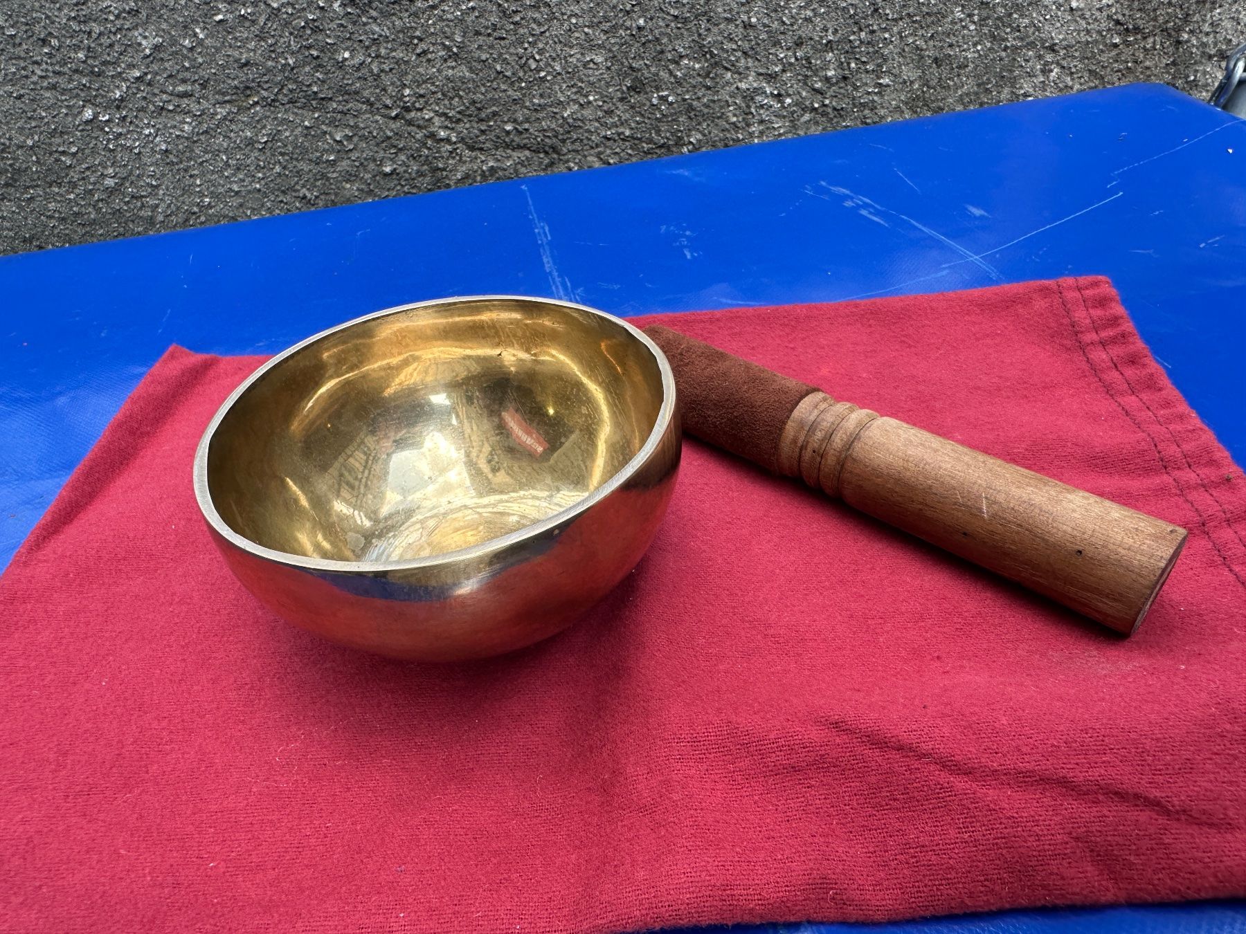 Strumenti musicali: Tibetanische Klangschale – Usato da Zürich venduto da atlantis77 2