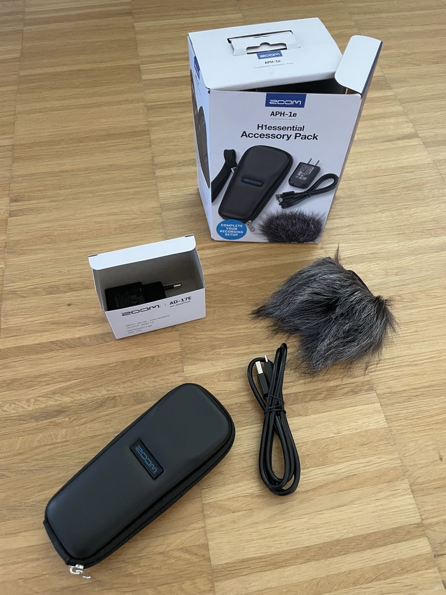 Chargements: ZOOM APH-1e H1essential Accessory Pack neuwertig – Neuf avec emballage d'origine à Horw par ala_m6bl