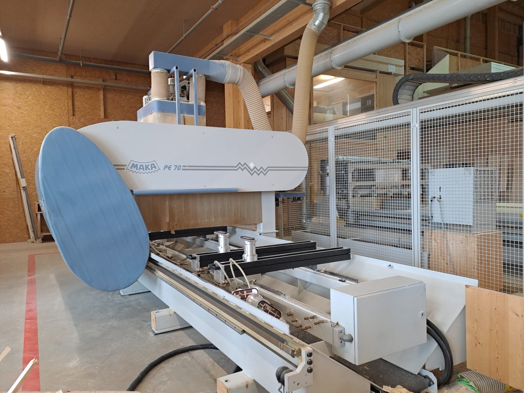 Tutte le macchine: MAKA 5-Achs CNC Maschine – Usato da Lungern venduto da and_2wlx