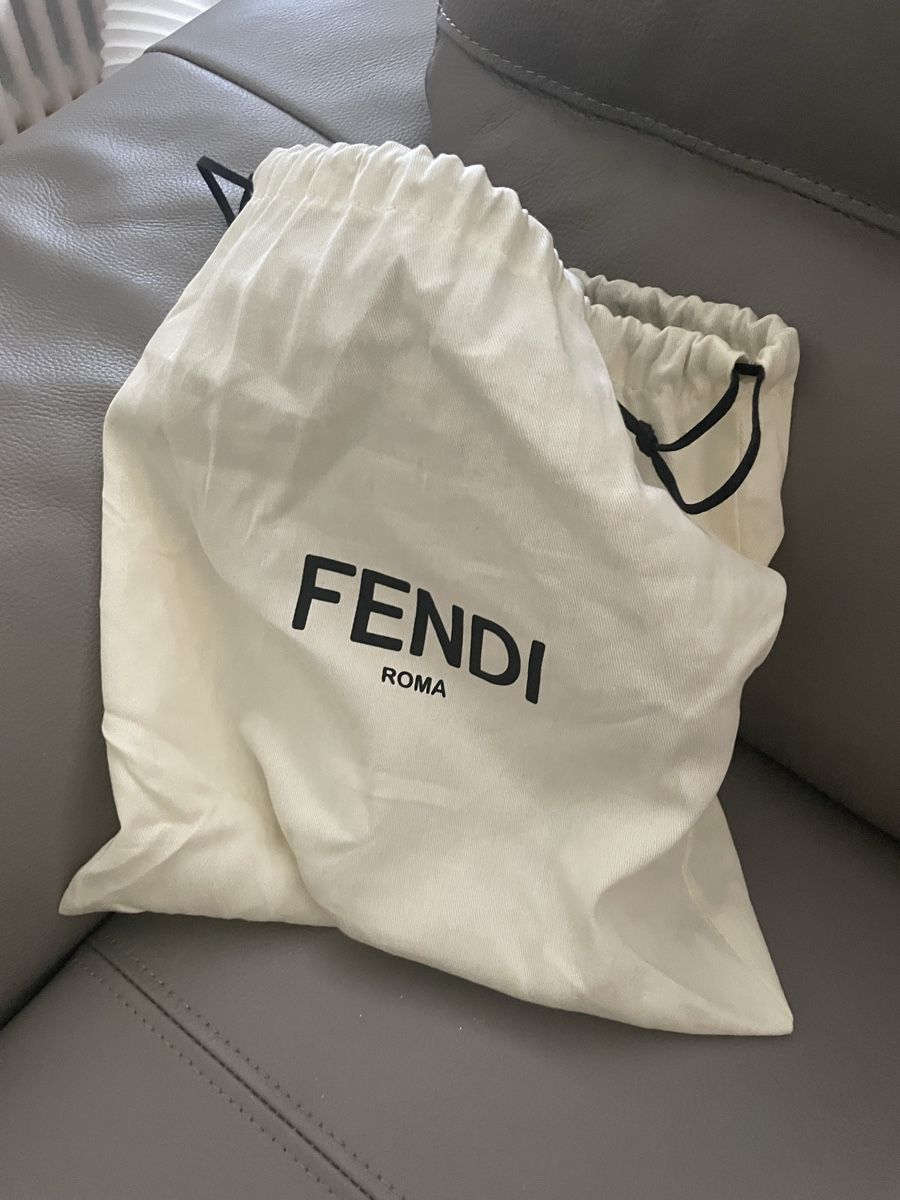 Borse: Fendi Cosmetic Bag FF Monogram Brown pouch new – Nuovo e nell'imballaggio originale da Dietikon venduto da val_7c5x 6