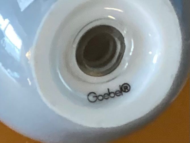 Figuren: Goebel / Zahnstocherspender – Gebraucht aus Beinwil am See von kae_gh7c 3