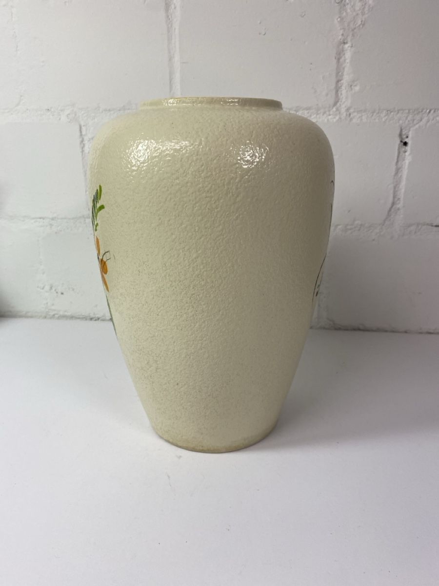 Vasen & Gefässe: Keramik Vase beige mit Blumenmuster  gebraucht – Gebraucht aus sursee von trilli-tralli 5