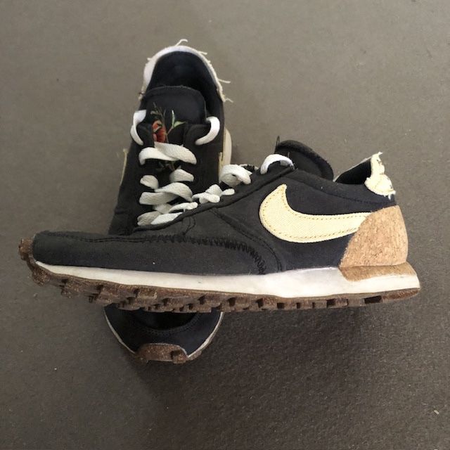 Nike Scarpe da uomo: Nike Sneakers schwarz 36.5 – Usato da Bennau venduto da Fury3 1