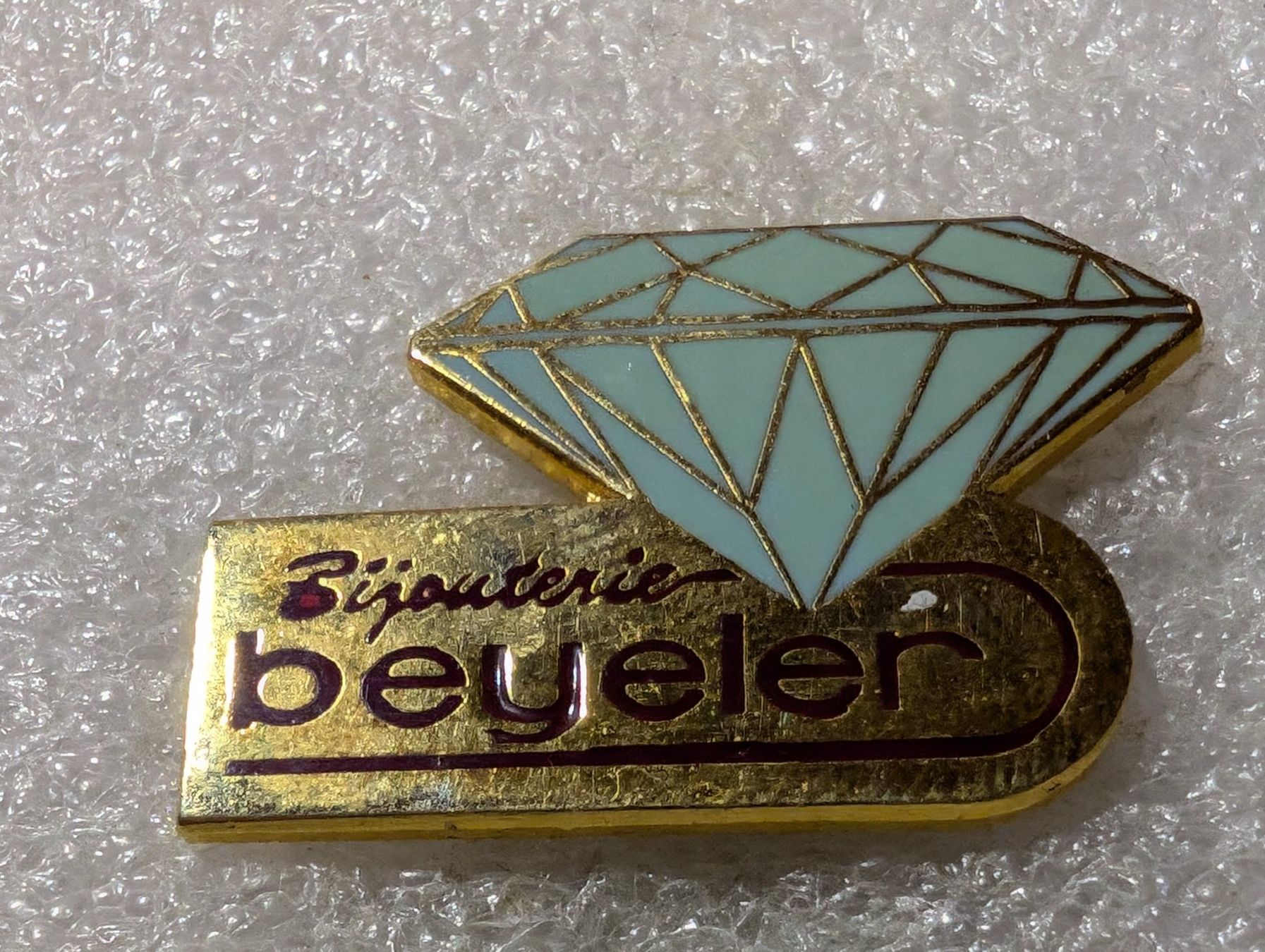 Placchette & Badge: Ansteckpin 202: Bijouterie Beyeler – Usato da Oppligen venduto da Pin-Fall-Shop