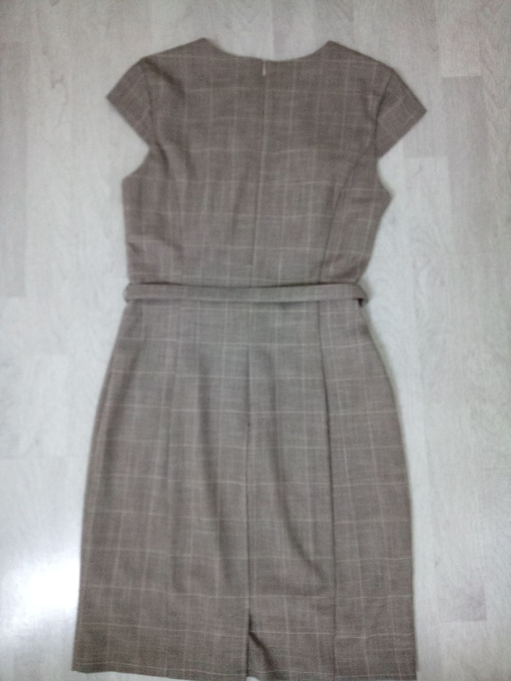 Robes: Kleid H&M kariert braun Grösse 36  – Neuf (Voir description) à Volketswil par Car1 2
