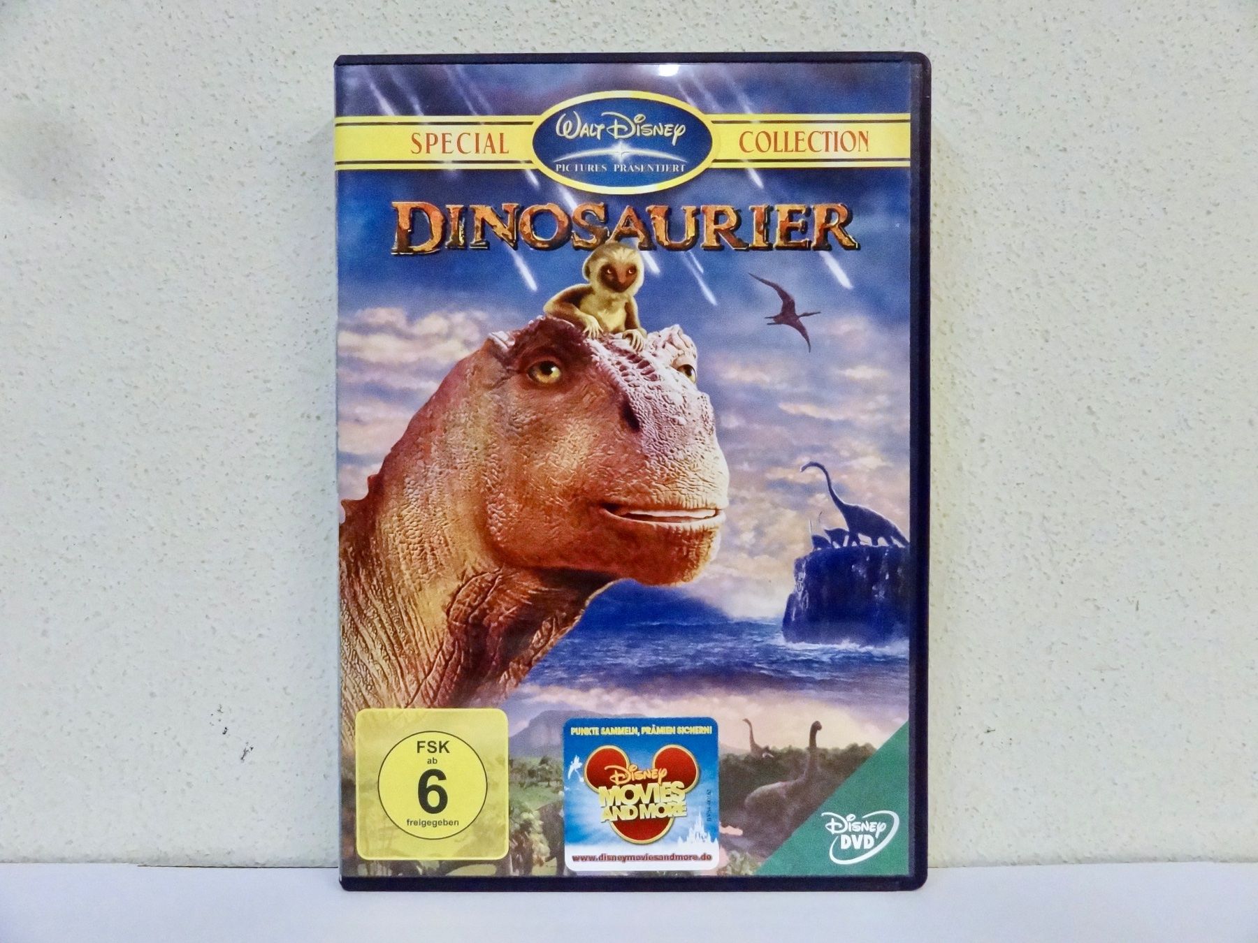 Tutti i DVDs: DVD DINOSAURIER WALT DISNEY – Nuovo (secondo la descrizione) da Kerzers venduto da wisaundso