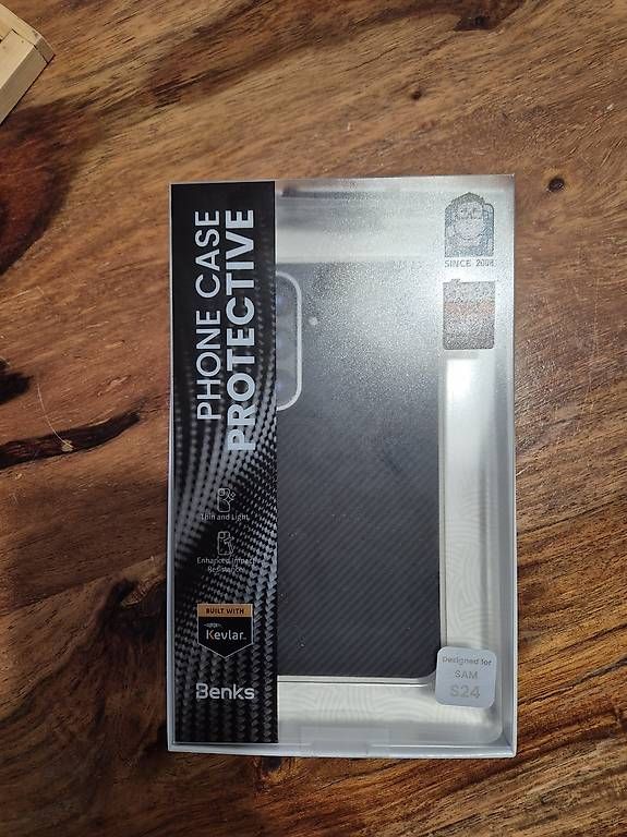 Cover & Protezioni schermo: Coque samsung s24 carbone neuve – Usato da lausanne venduto da nicolausanne