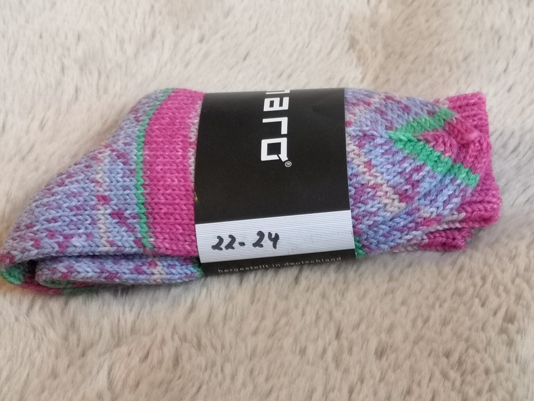 Socken für Kinder: Coole Wollsocken von MARO,Gr.22-24 – Neu und originalverpackt aus Birsfelden von Pluesser