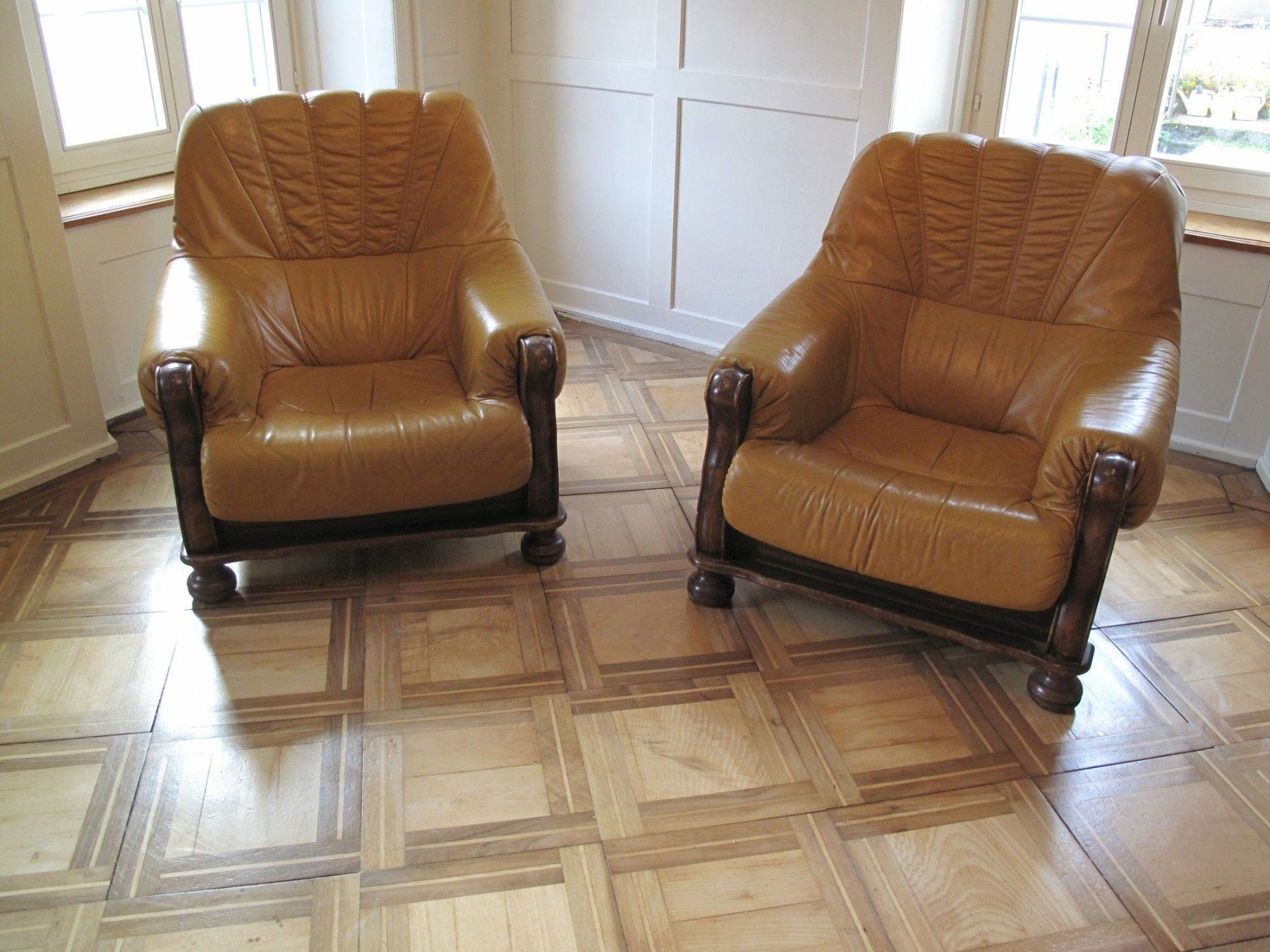 Sessel: True Vintage Sessel, echtes Leder und Holz – Defekt aus glarus von Engel_888 5