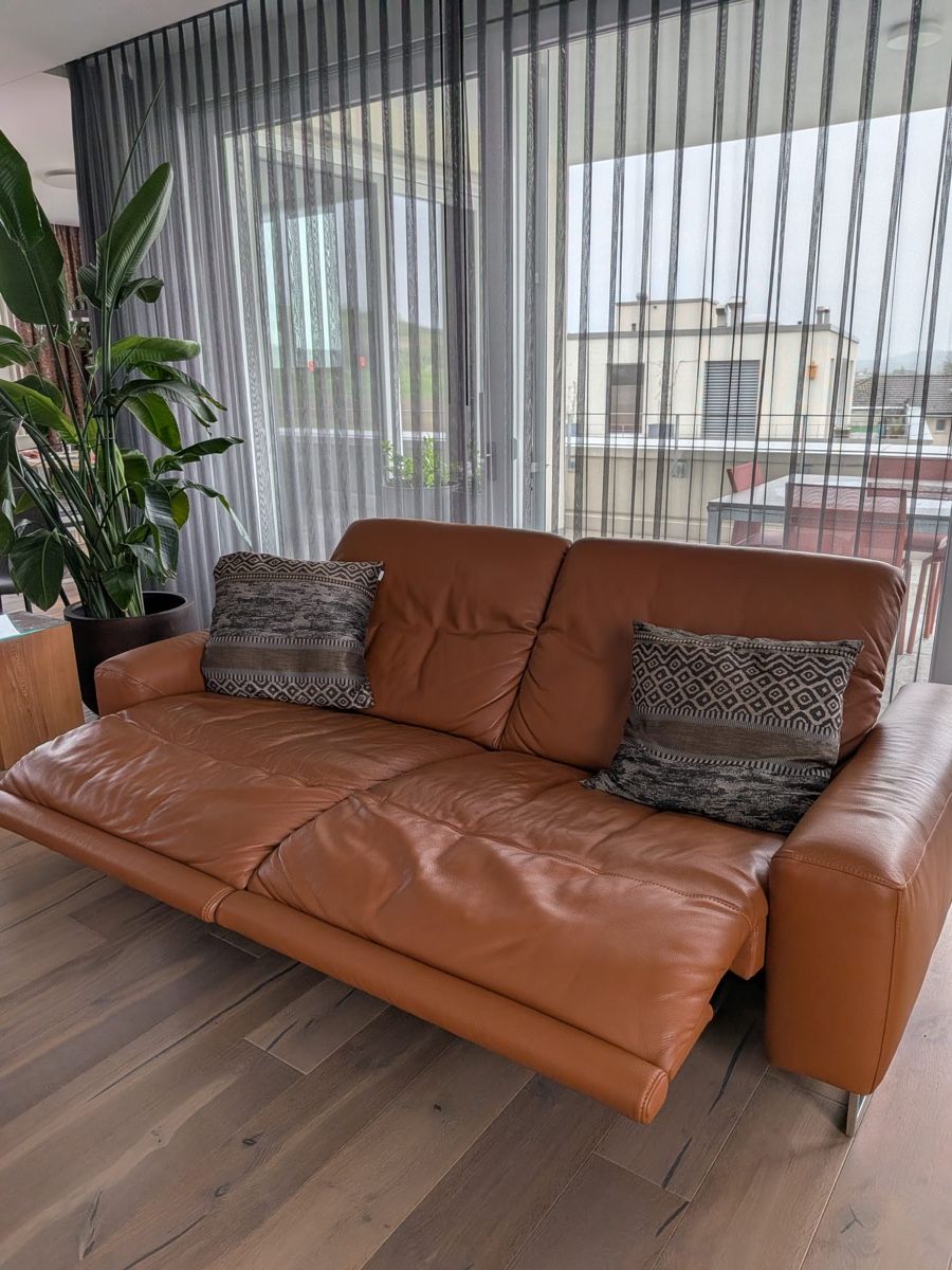 Divani: Ledersofa mit Relaxfunktion, braun / cognac – Usato da Gächlingen venduto da viviennenevi 2
