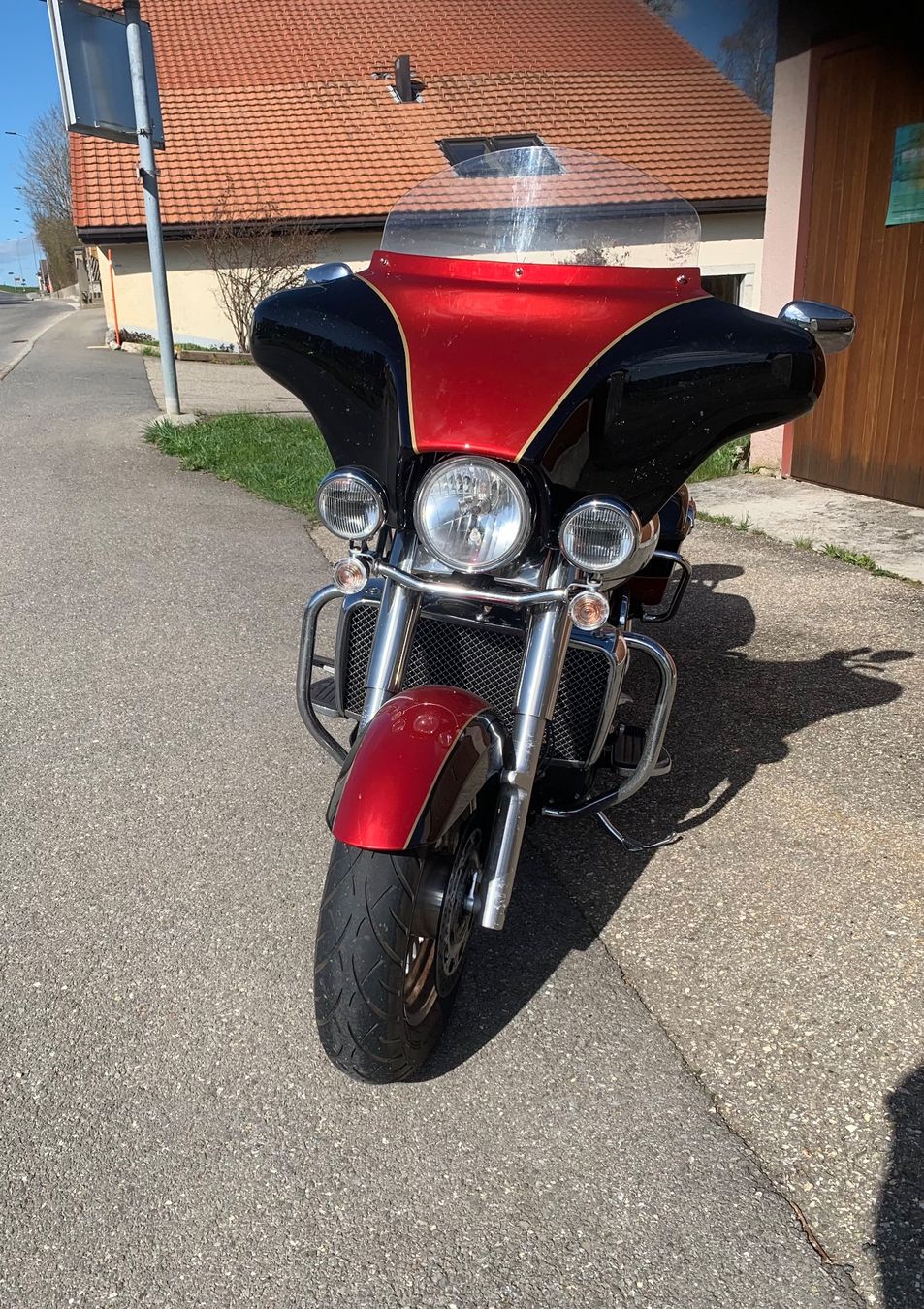 Triumph Touring: Triumph Rocket III Touring – Usato da La Chaux-du-Milieu venduto da bla_qz9v 1