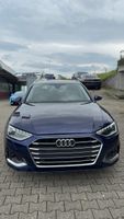 Audi A4 Avant 35 TDI blau 127988 km gebrauchtes Fahrzeug